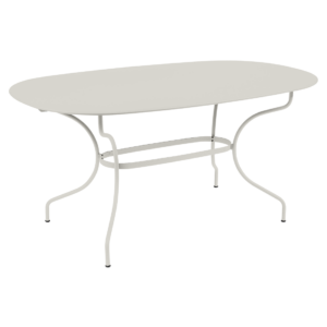 opera + mesa ovalada